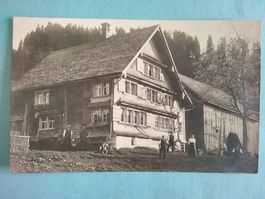 SG Wattwil Bauernhaus mit Bewohnern Toggenburg