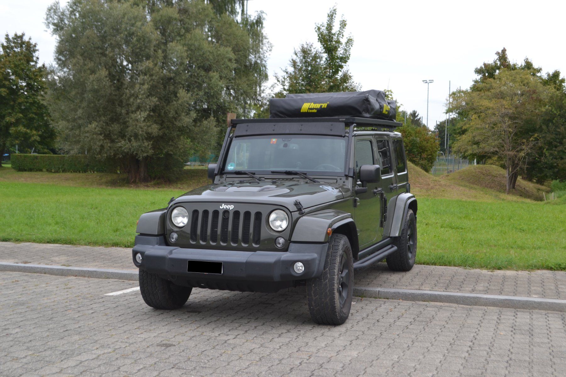 Jeep Automobili: Jeep Wrangler Sahara 2.8 CRD – Usato da Zug venduto da duc_76rh 1