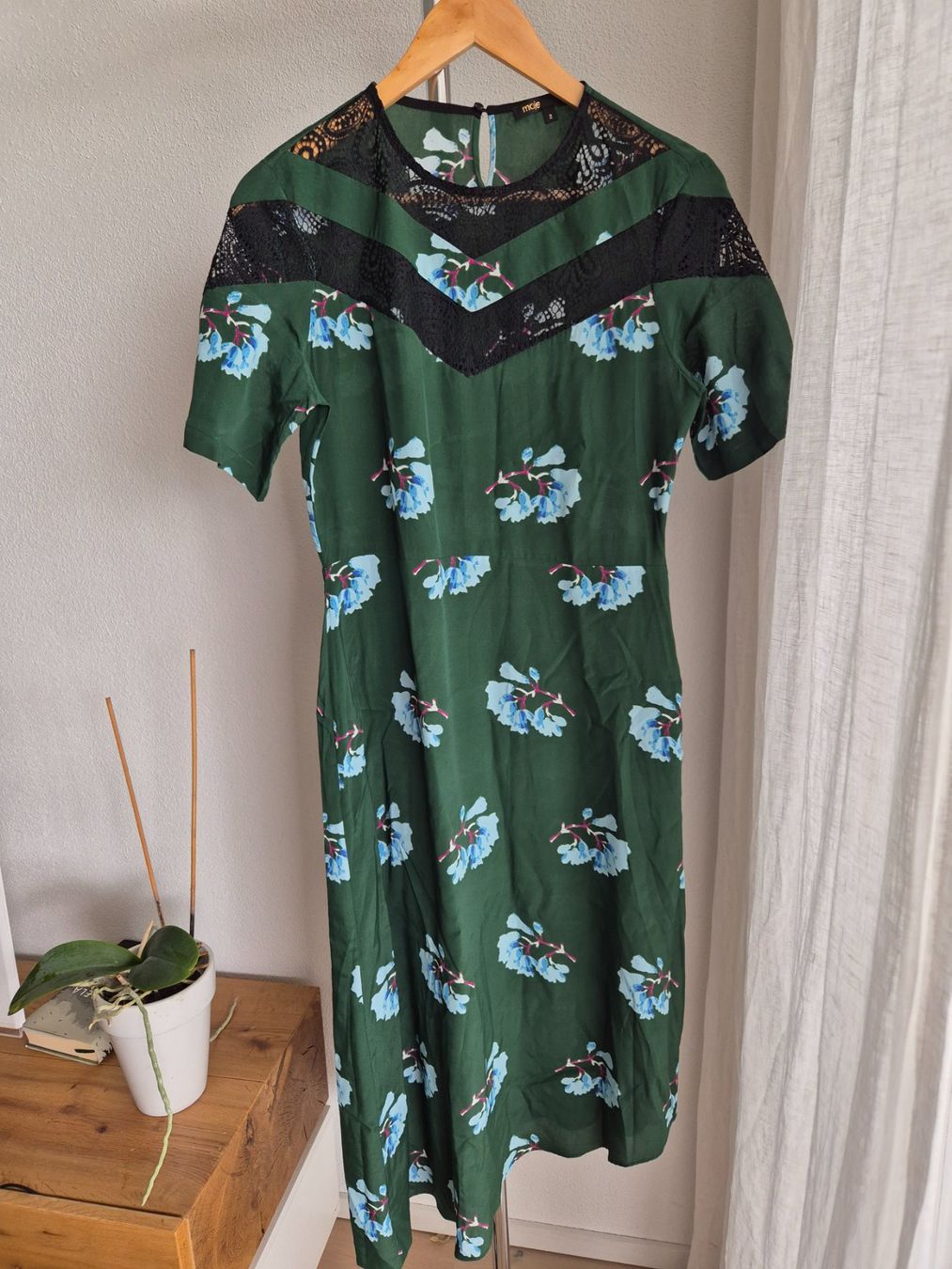 Maje Vestiti: Maje Kleid Gr.2 – Usato da Küssnacht am rigi venduto da xxmajda