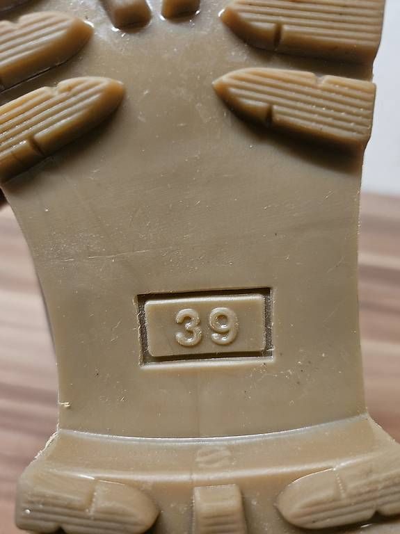 Scarpe da donna: Winterschuhe Damen – Usato da Tschingel venduto da Olivia.S 1