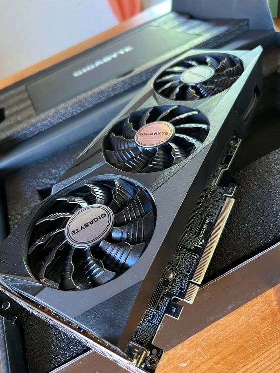 Gigabyte Nvidia GeForce RTX 3070 mit Garantie ab 1.- | Kaufen auf Ricardo