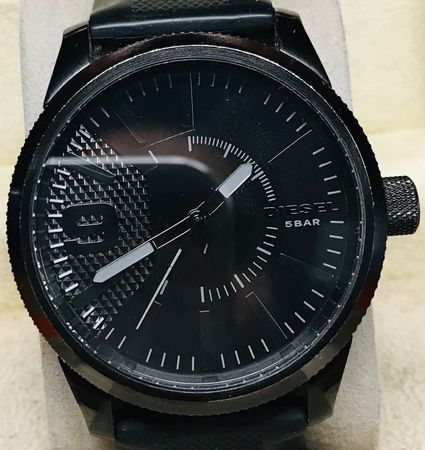 DIESEL Herrenuhr 50 mm ( Neupreis : 295 CHF )