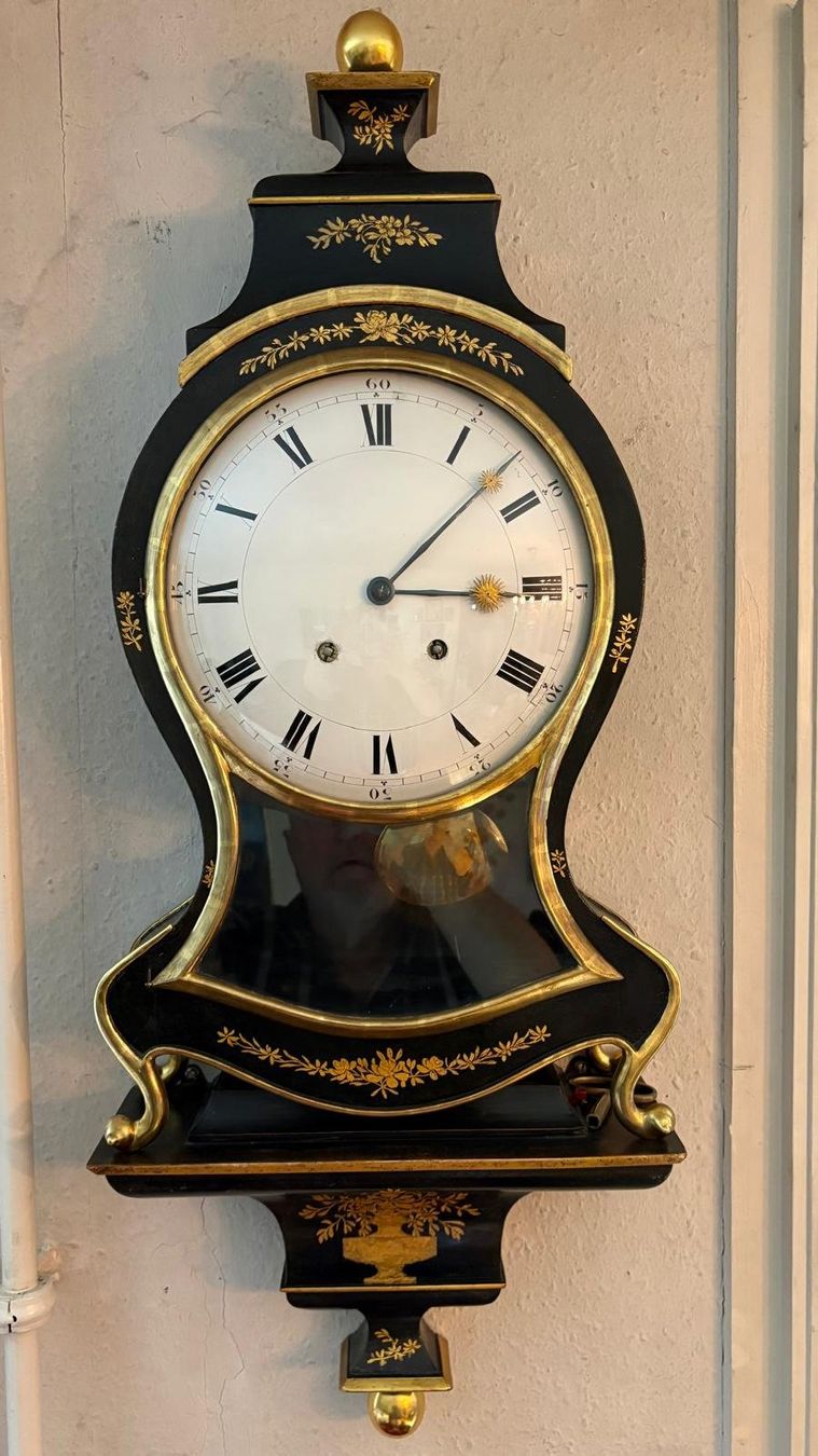 Stand- & Wanduhren: Antike grosse Neuenburger Pendule, um 1820 – Gebraucht aus Zürich von Pam-Creation