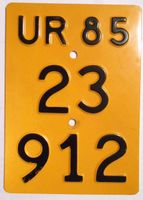 Mofanummer Töffli Uri UR 85 (1985 = letztes geprägtes Jahr).