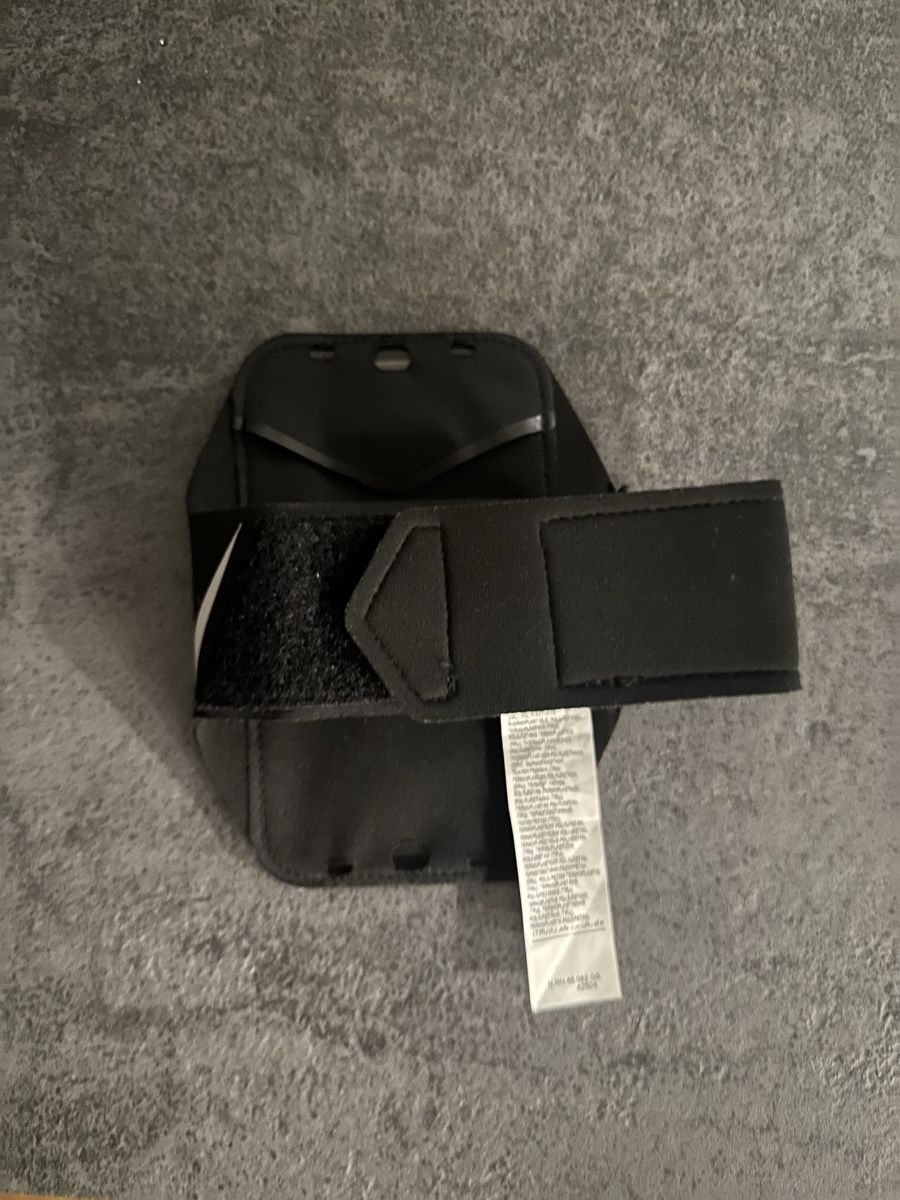 Nike Bracciali & Braccialetti: Nike running armband – Nuovo (secondo la descrizione) da Zollikon venduto da nrj_wk77 2