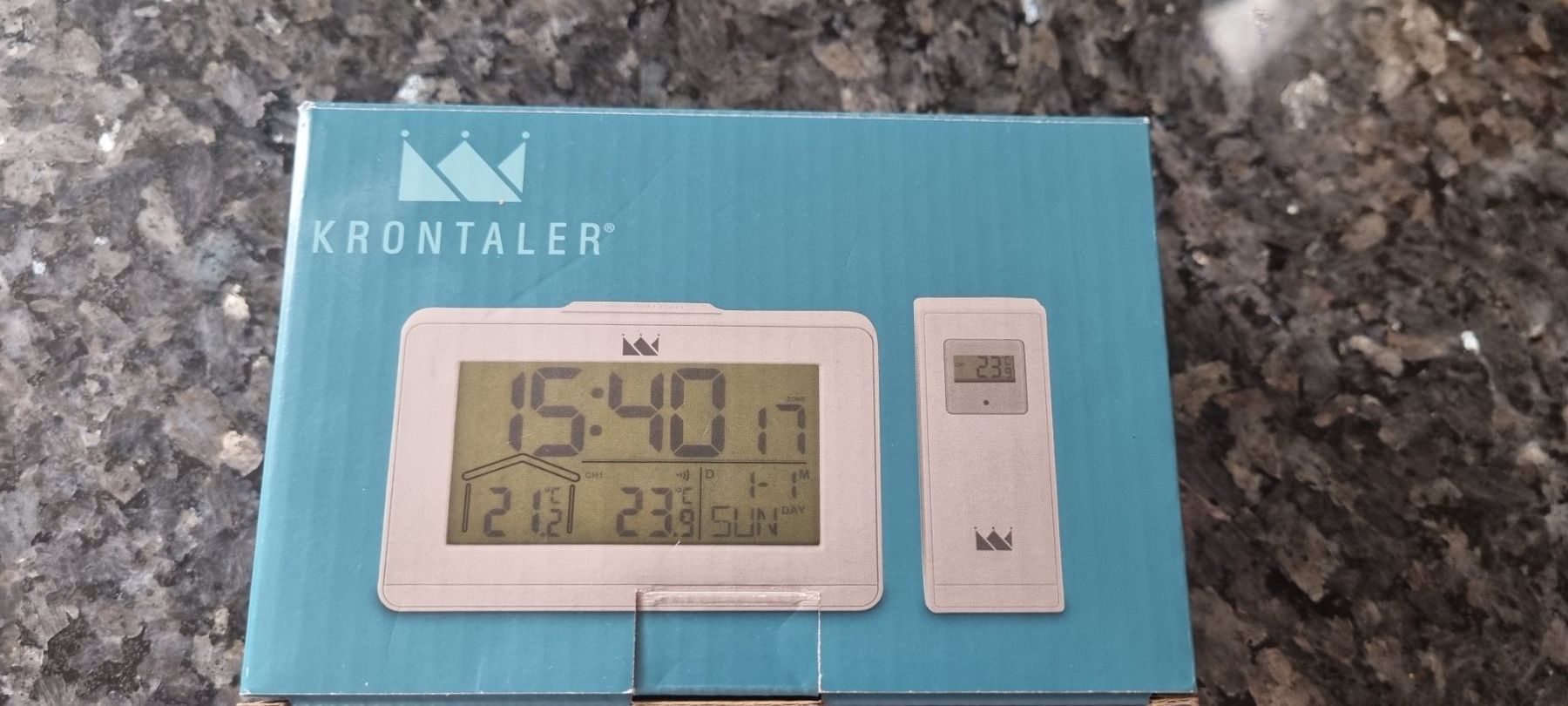 Wecker: Neuer Wecker mit Temperaturmessstation ,OVP! – Neu (gemäss Beschreibung) aus egliswil von Maggy6