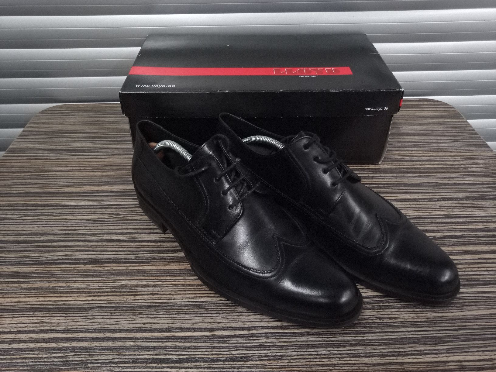 Lloyd Scarpe da uomo: Herren Schuhe LLOYD schwarz Leder Gr. 43 – Nuovo (secondo la descrizione) da Reiden venduto da Zofi-Brocki