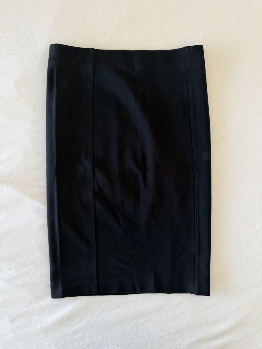 H&M Jupes: Schwarzer Rock – Neuf (Voir description) à Triesen par kon_kkm8