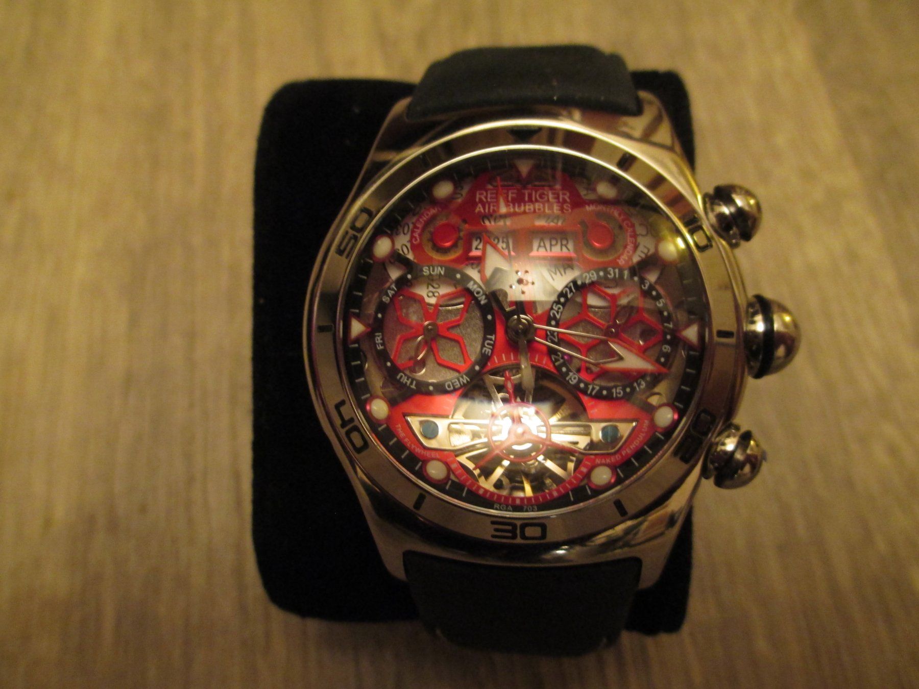 Orologi: Reef Tiger Uhr – Nuovo e nell'imballaggio originale da La Heutte venduto da franco029 1