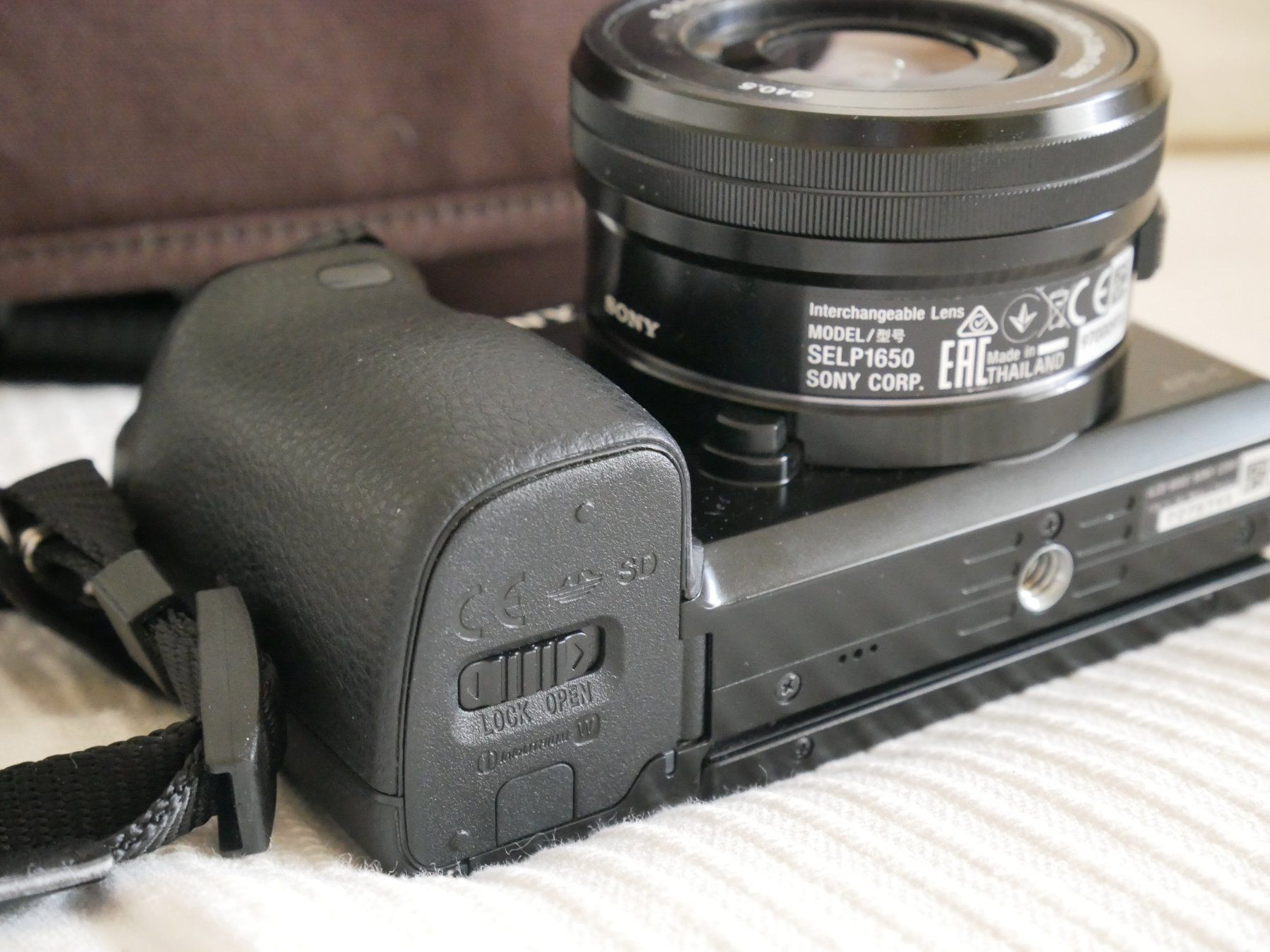 Sony Fotocamera: Sony Alpha 6000 – Usato da Chur venduto da Ataler 3