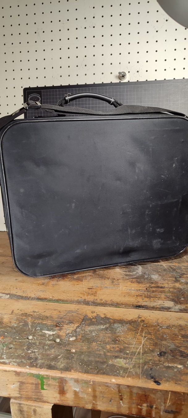 Adidas Borse: Wunderschöne alte grosse ADIDAS Tasche – Usato da Gelterkinden venduto da MYSTOREFORYOU4460 4