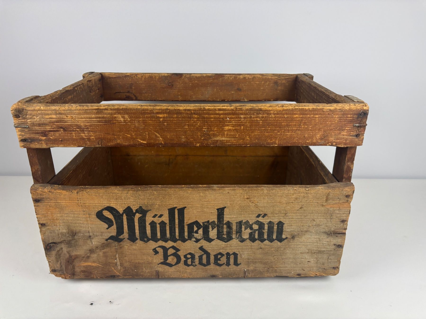 Wein- & Bierkisten: Müllerbräu Baden Holzkiste – Gebraucht aus Wettingen von Wendemarket 4