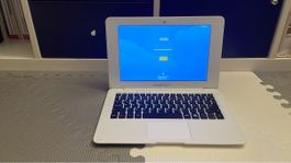 Kinder Laptop weiss, kompaktes Modell, gut Zustand 