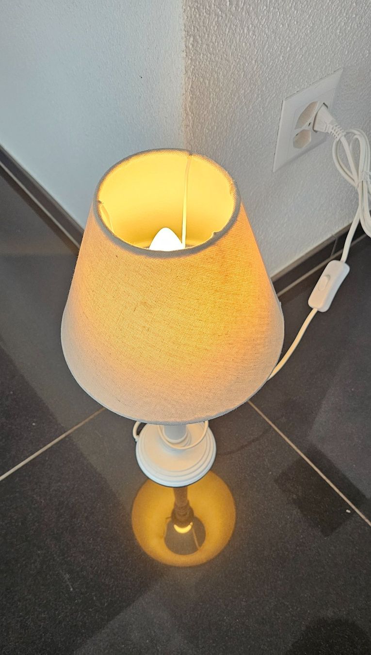 Lampade: Tischlampe Shabby Chic Neu – Nuovo (secondo la descrizione) da Lengnau AG venduto da Scheslain01 2