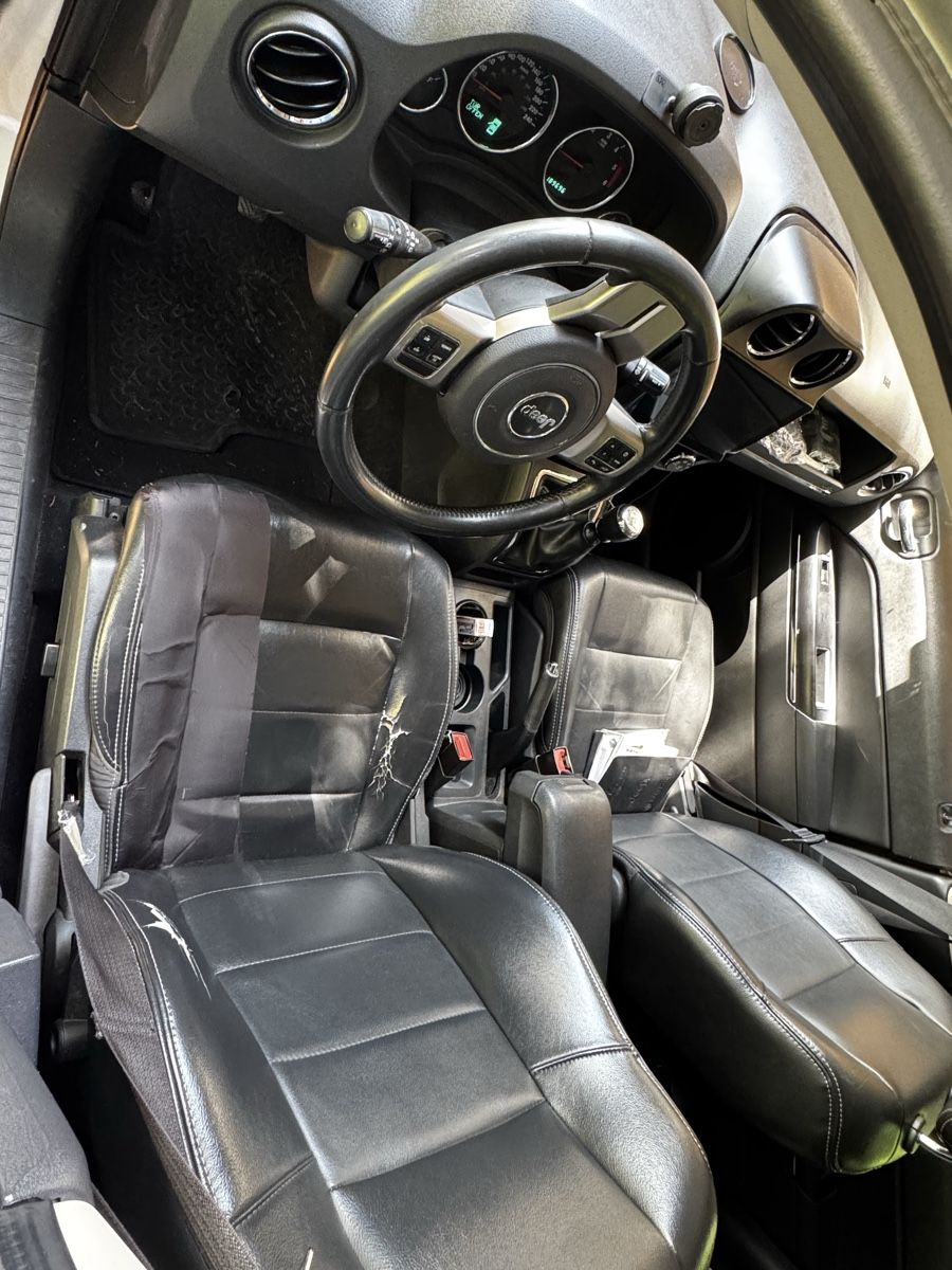 Jeep Automobili: Jeep Compass 2.2CRD mit Dachzelt – Usato da Rothenthurm venduto da uxoninoo 6