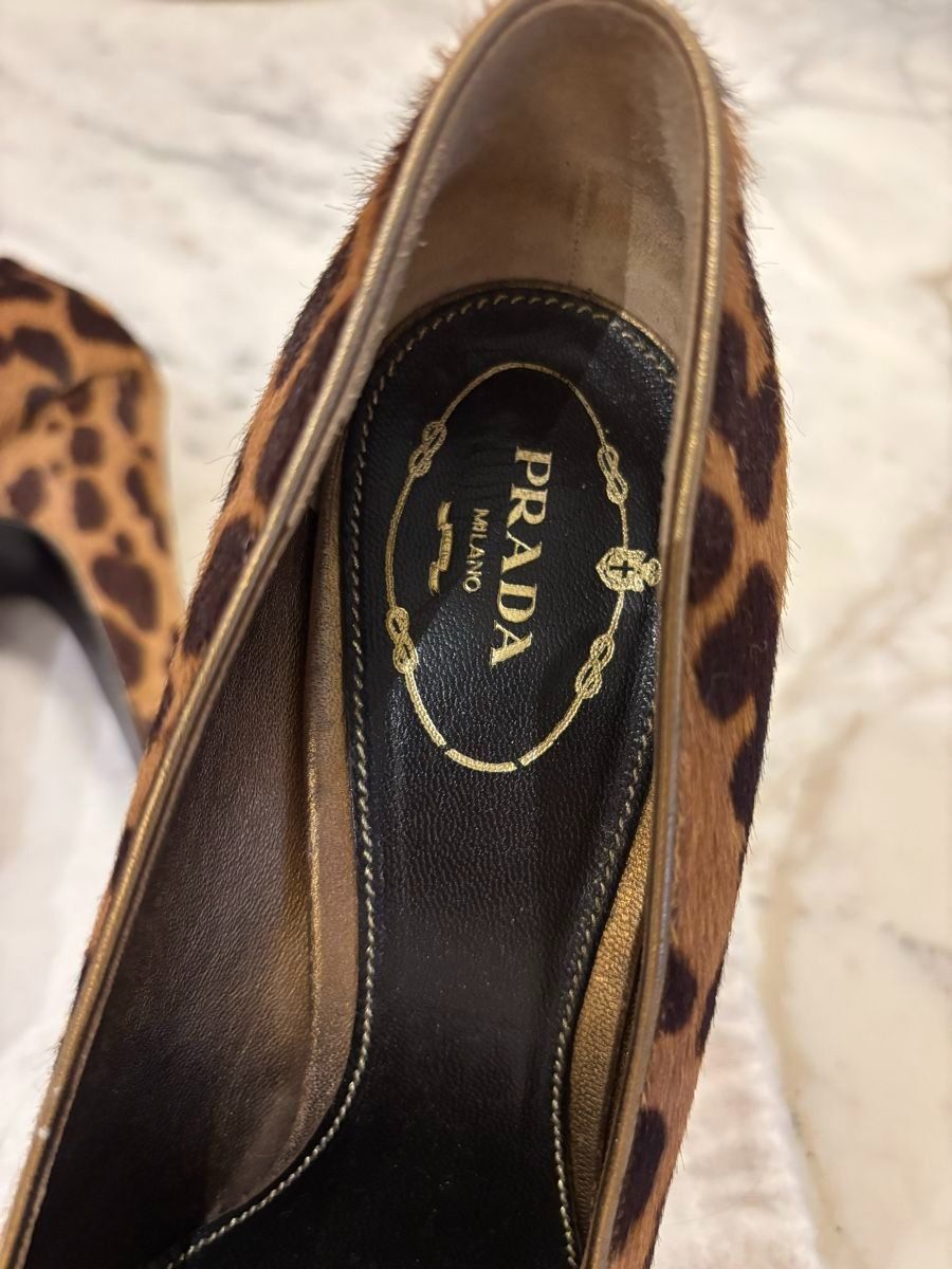 Prada Scarpe da donna: Prada Fellpumps Gr. 37.5 – Usato da Stallikon venduto da ulv_k7jj 2