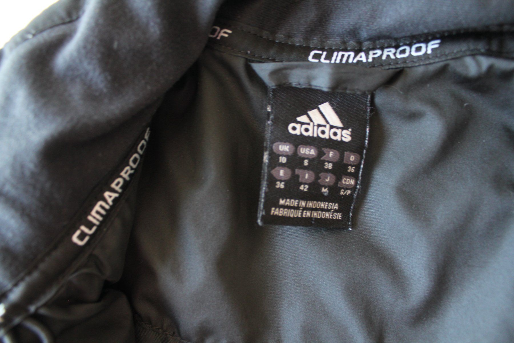 Adidas Giacche: Veste Adidas Climyproof climawarm  t. 36 – Usato da Peseux venduto da Gilloss 5