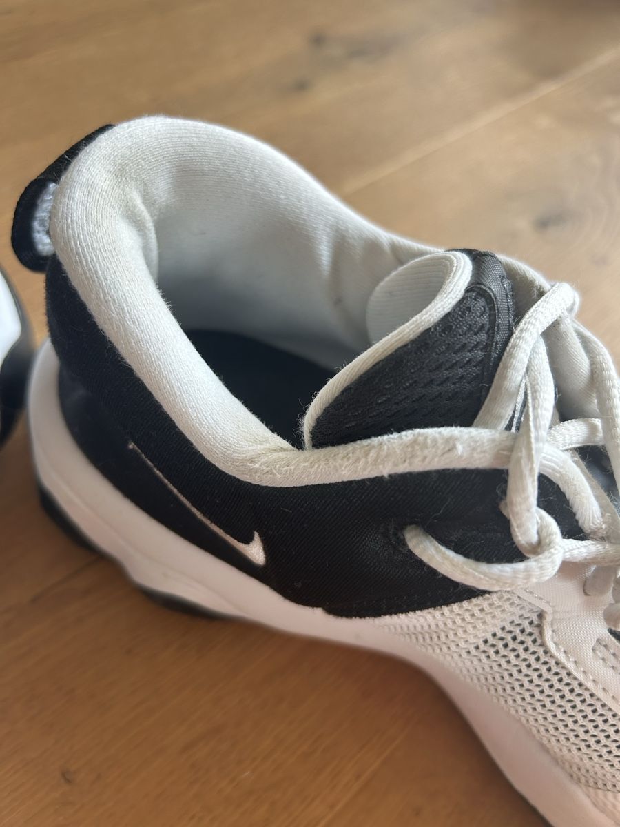 Nike Scarpe da uomo: Nike Hallenschuhe – Usato da Wattwil venduto da mar_q66h 4