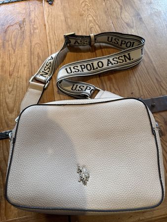 U.S. Polo Assn. Umhängetasche beige