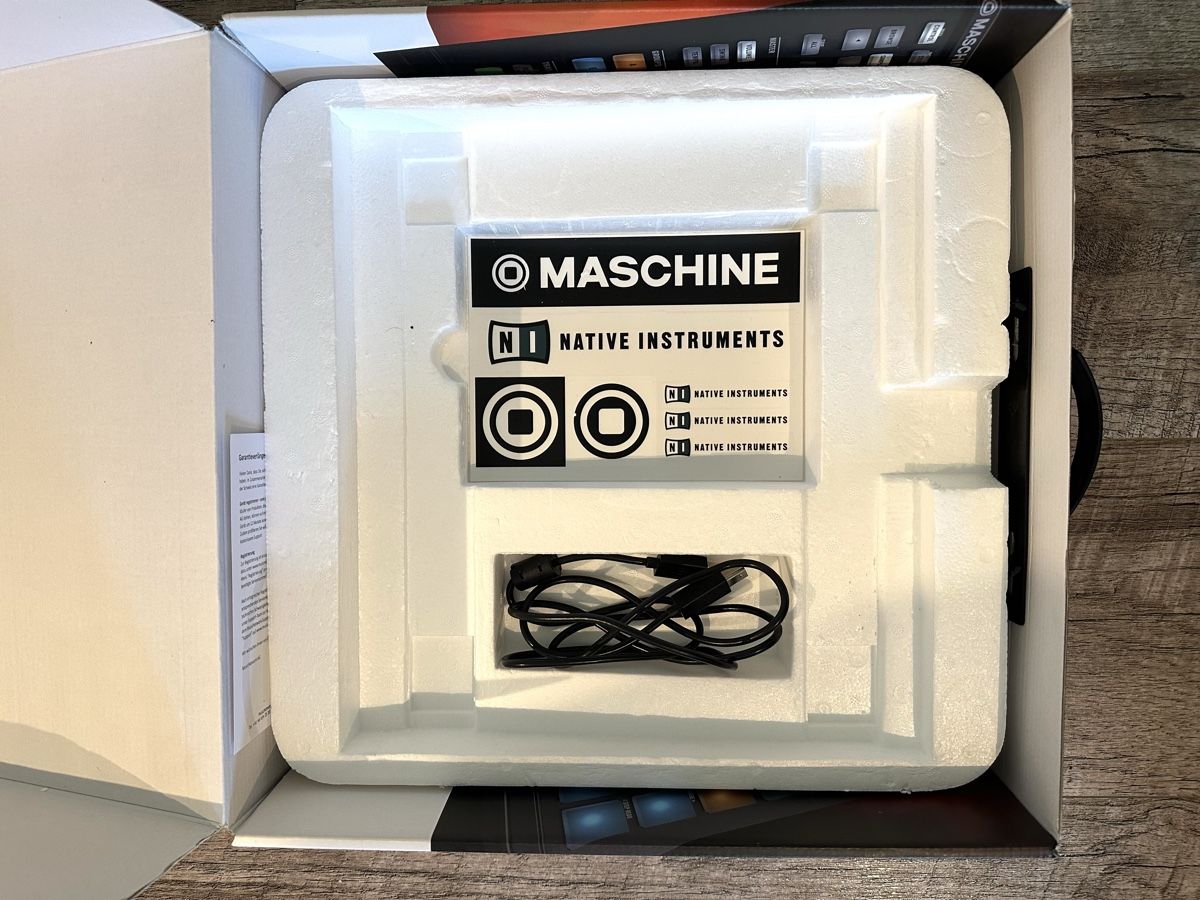 Native Instruments Mischpulte: Maschine Studio Native Instruments – Gebraucht aus Cudrefin von lisa.hmn 2