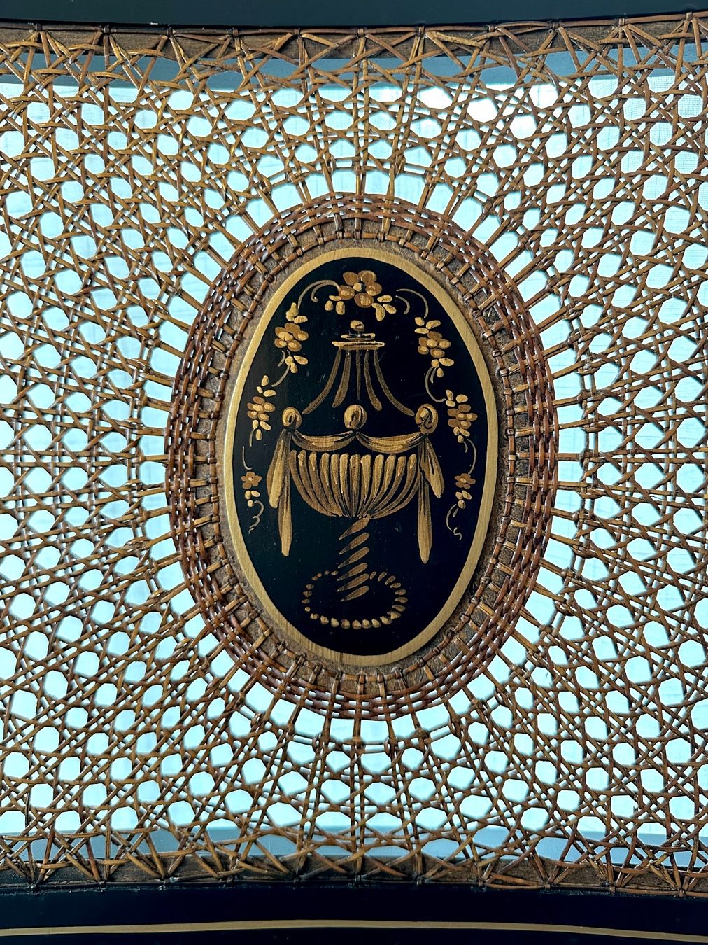 Stühle: Black Lacquer and Gold Regency Style – Gebraucht aus Aarburg von Schatzaffe 4