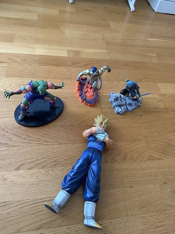 Statuette: Dragon Ball Figuren Set gebraucht – Usato da Rheinfelden venduto da sch_8kst