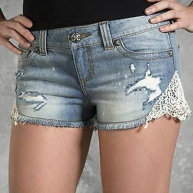 Harley-Davidson Hosen: Harley-Davidson Short - Crocheted Accented Denim Grösse 2 – Neu (gemäss Beschreibung) aus Solothurn von Deinze