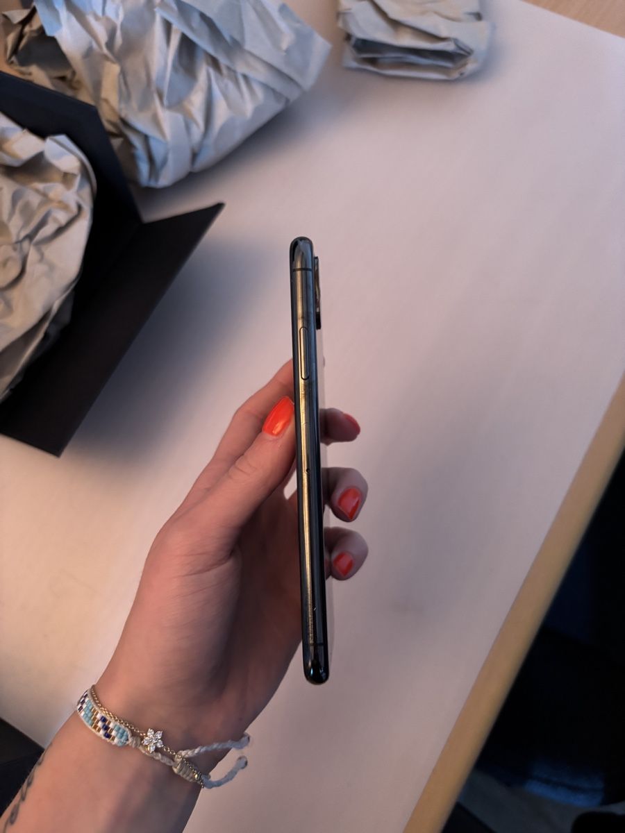 Apple Handys / Smartphones: iPhone XS schwarz  – Neu (gemäss Beschreibung) aus Horgen von stu_cjc8 4