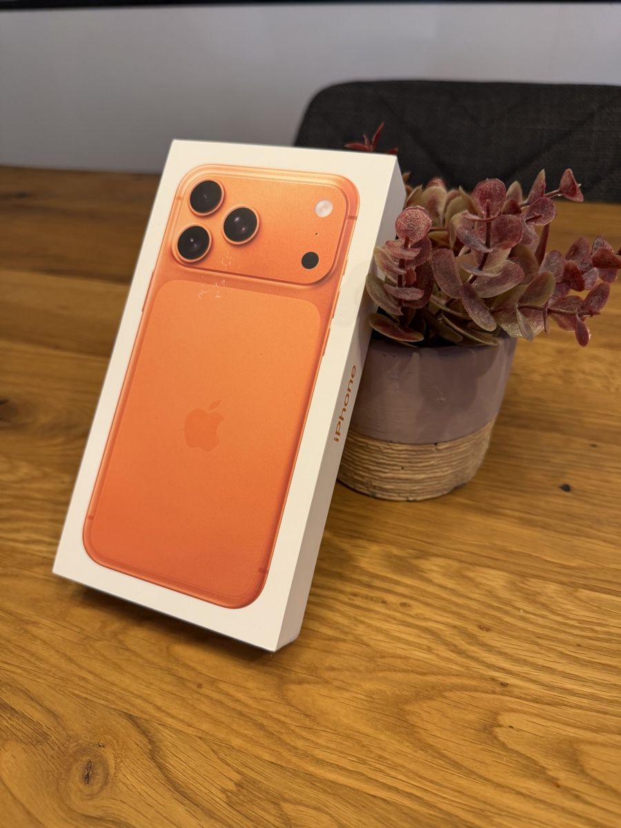 Apple Telefoni cellulari / Smartphones: iPhone 17 Pro Max 256GB – Nuovo e nell'imballaggio originale da Gerlafingen venduto da FRMLX_93