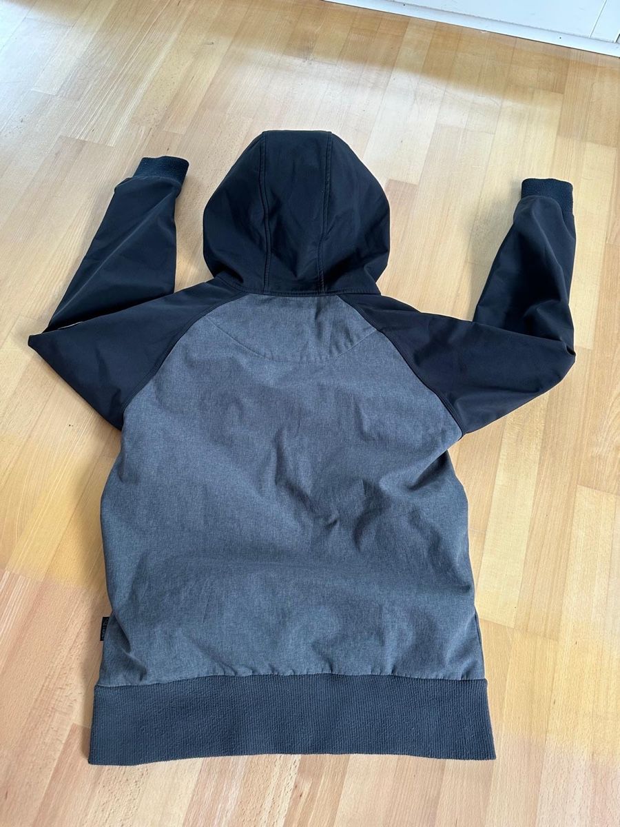 Giacche: Beach Mountain Jacke Grösse L – Usato da Bonstetten venduto da bober_11 2