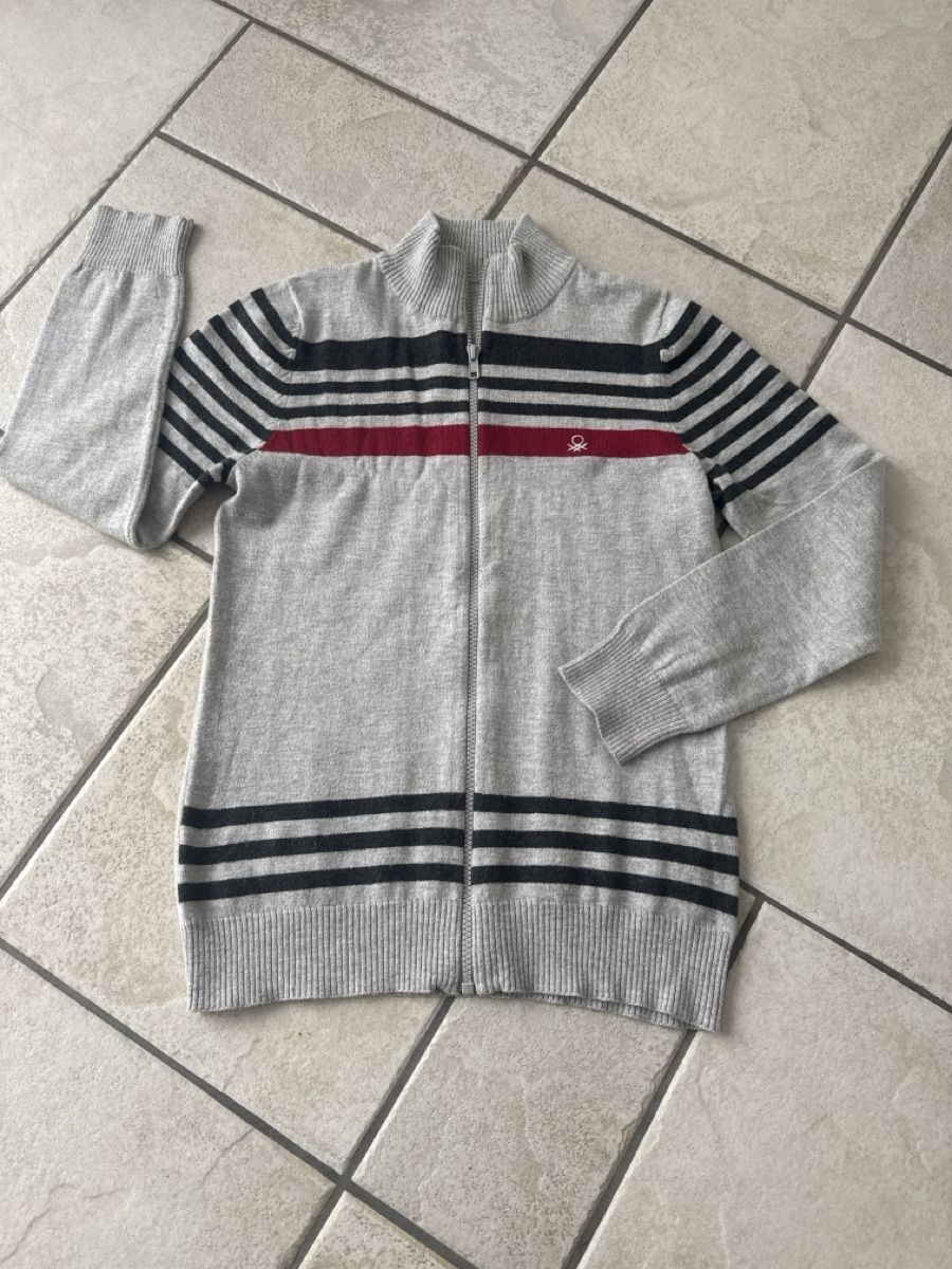 Maglioni & Felpe: Pullover Gr.11-12 J. – Usato da Waltenschwil venduto da lina-04 1