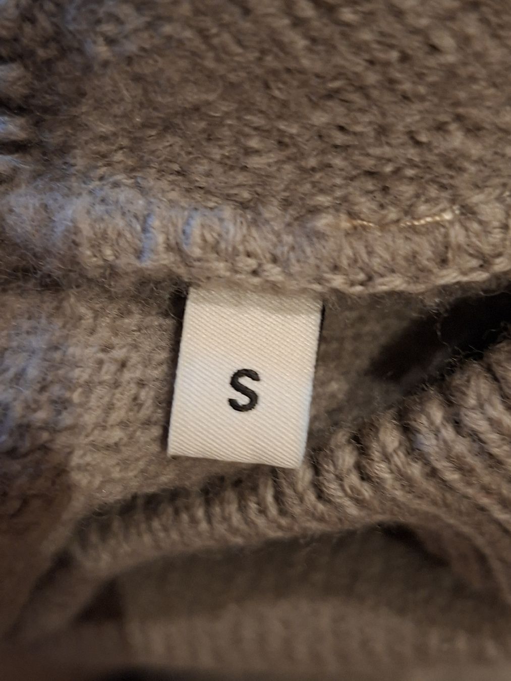 Pullover & Sweatshirts: Ami Paris Alexandre Mattiussi Pullover Size S – Gebraucht aus Zürich von Lolaad 3