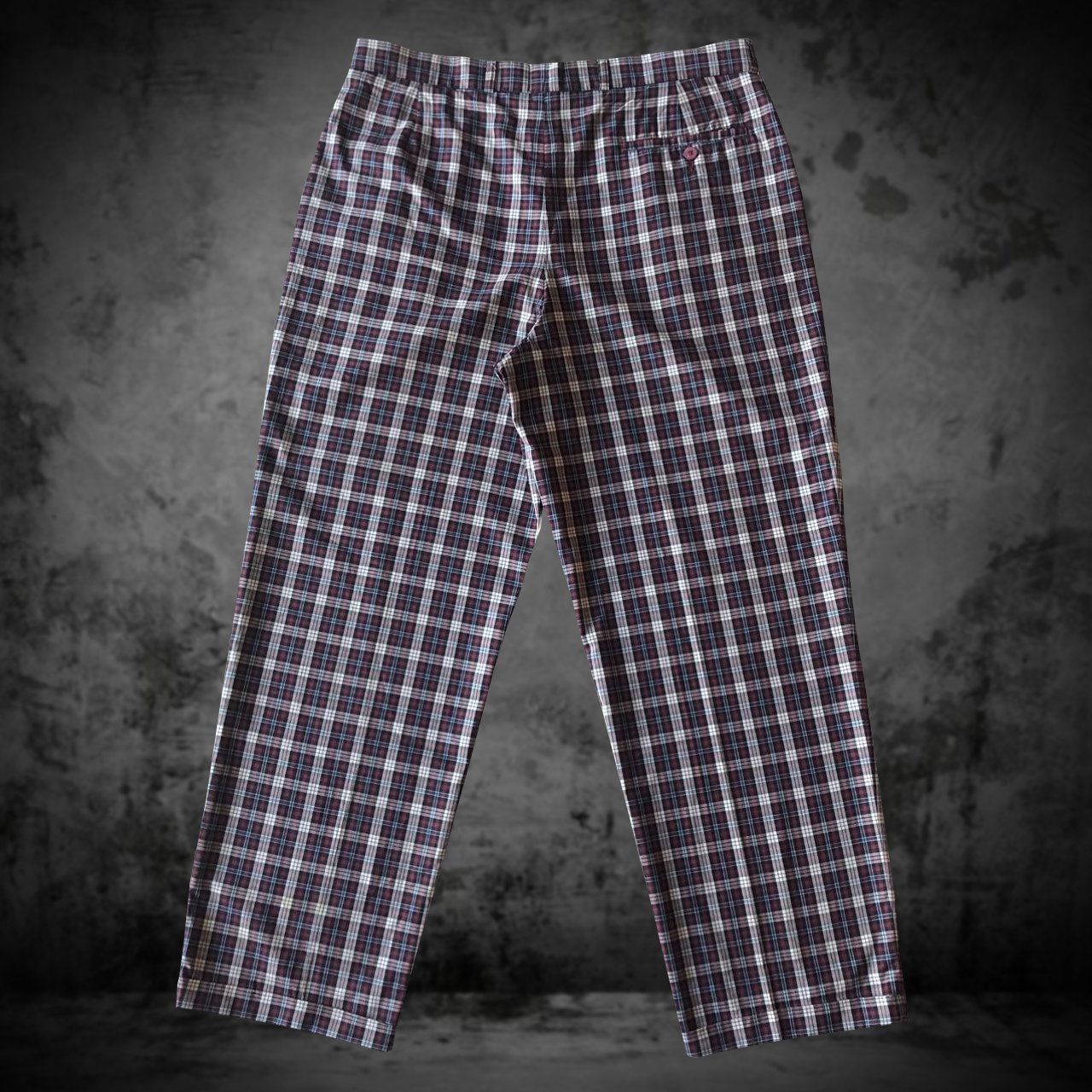 Lacoste Pantaloni: Chino Lacoste Purple Men 44 – Usato da Genève venduto da ang_7j7j 2