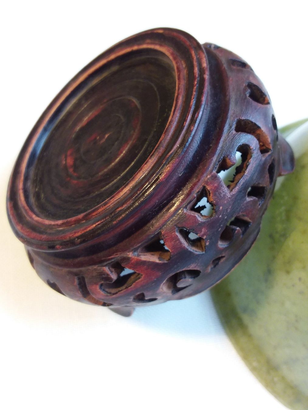 Schalen: Alte Jade Schale mit Sockel, China, ca 1950 – Gebraucht aus Zürich von helsan 2