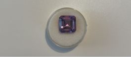 Amethyst / 7.6 Karat