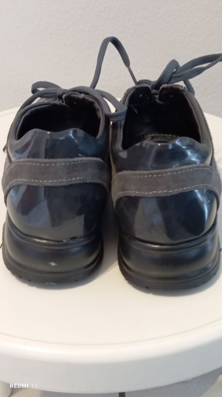 Scarpe da donna: Graue Schuhe – Nuovo (secondo la descrizione) da Brione Verzasca venduto da pulci22 2