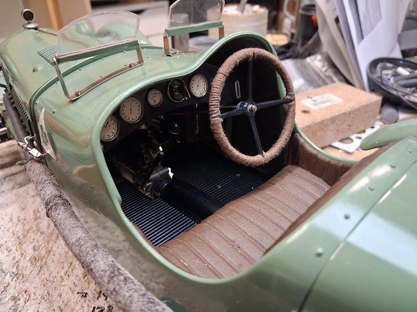 Pocher Modellini d'auto: Alfa-Roméo 8C Pocher 1/8e - Kit monté – Usato da Mézery-près-Donneloye venduto da denzer 1