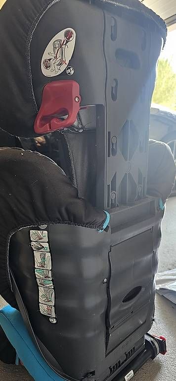 Britax Römer Auto-Kindersitze: Siège auto réglable isofix – Gebraucht aus Prêles von vbaumgartner 2