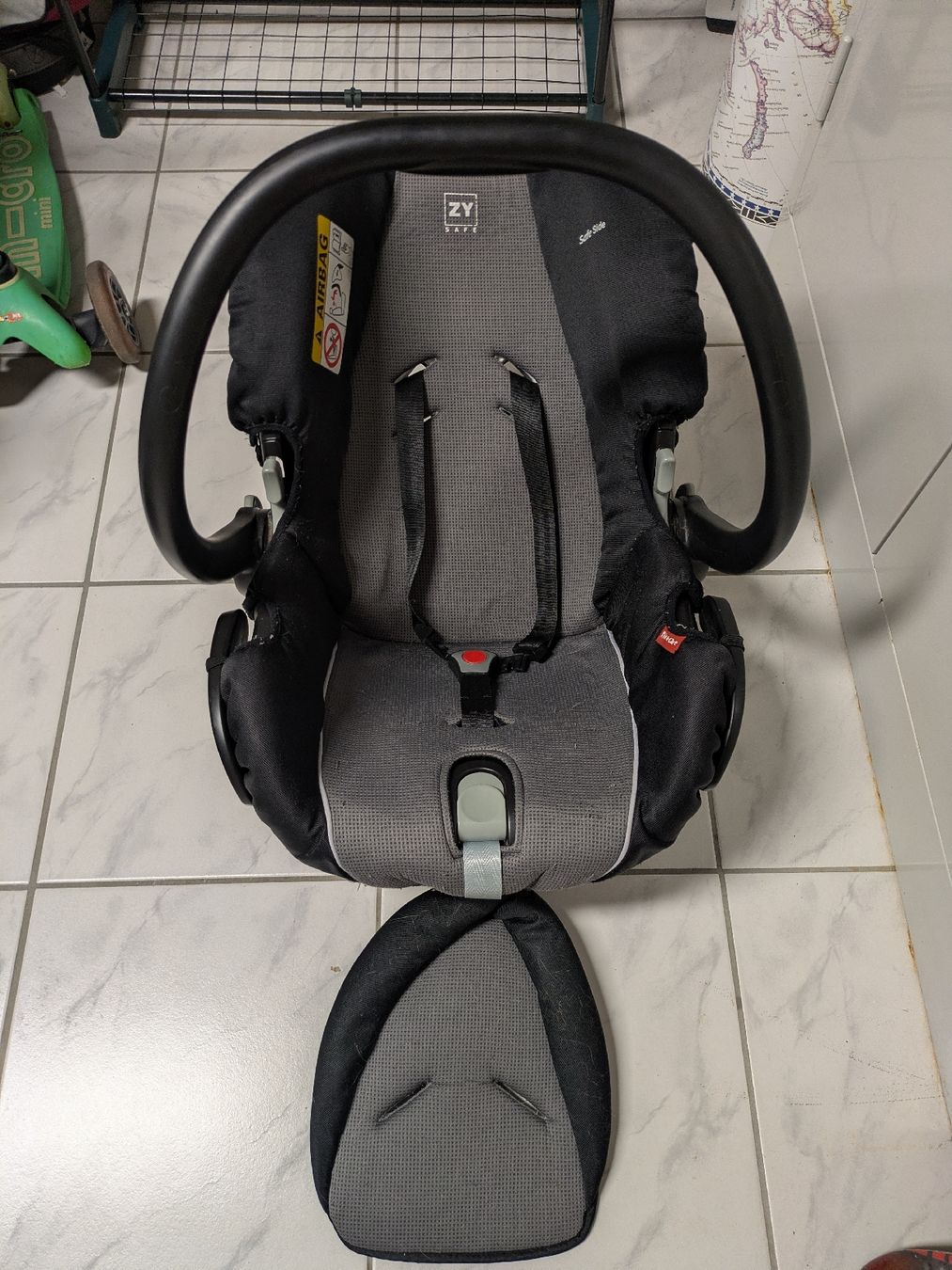 Carrozzine: Poussette 3 en 1 – Usato da Posieux venduto da Frolle 1