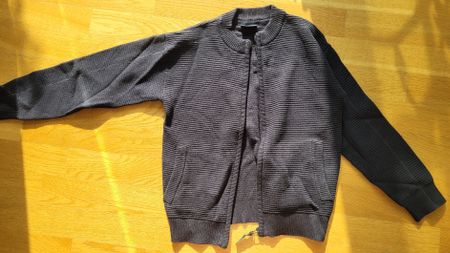 Strickjacke mit Reissverschluss gr.146