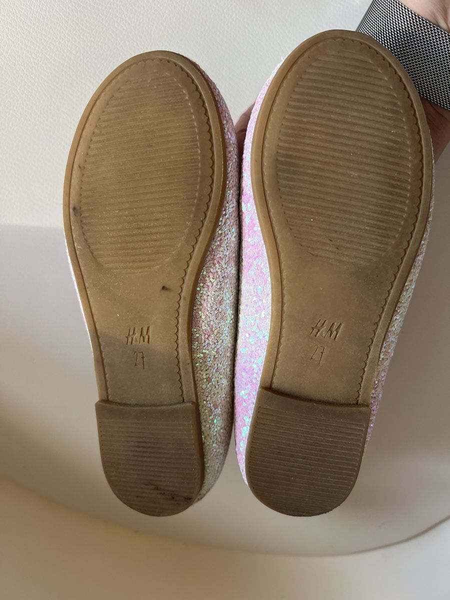 H&M Scarpe per ragazze: H&M Schuhe Grösse 27 – Usato da Inwil venduto da Karenstone 1
