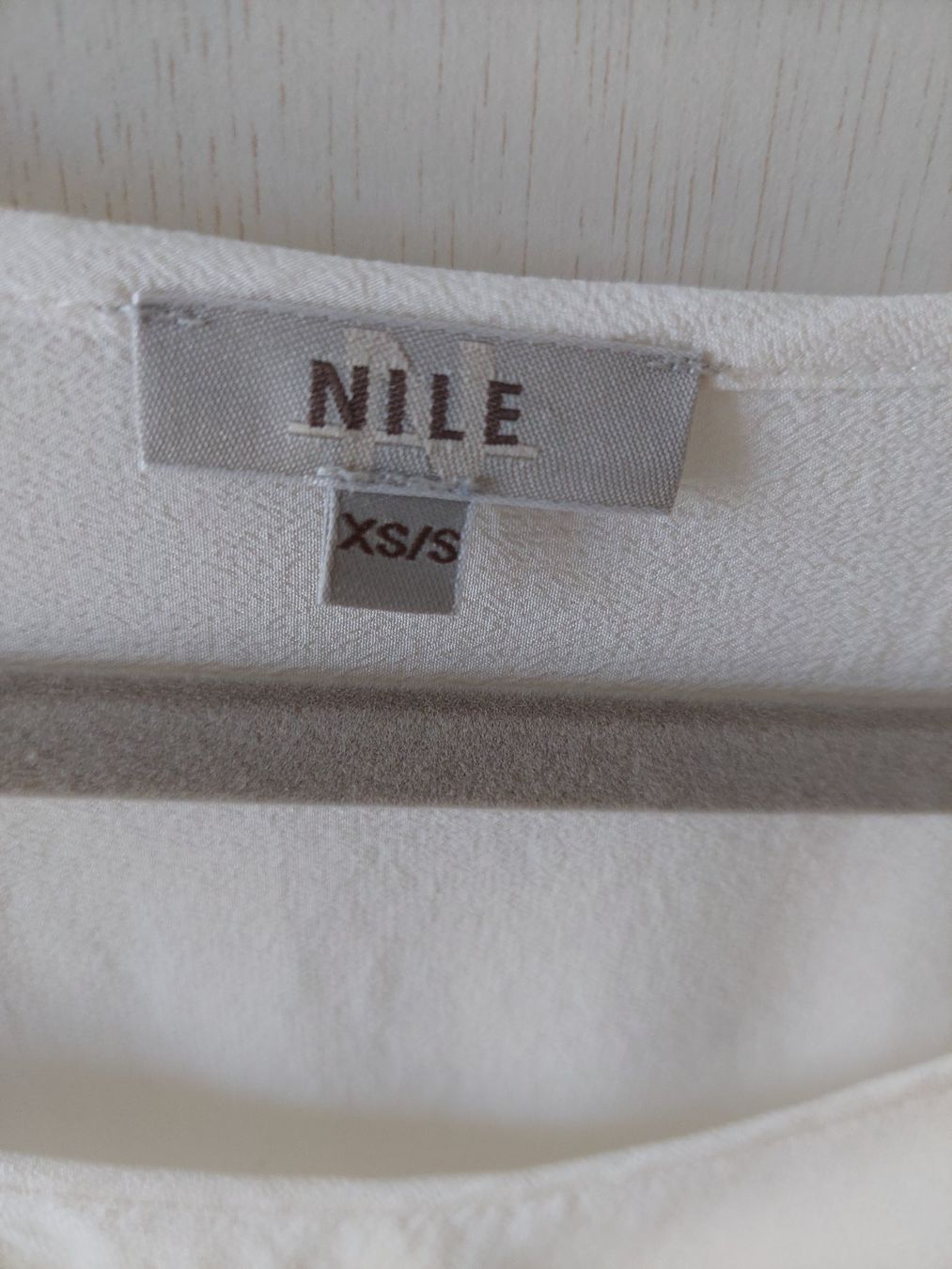 Nile Blusen: Seidenbluse von Nile – Neu (gemäss Beschreibung) aus Lyss von sfbuetikofer 2