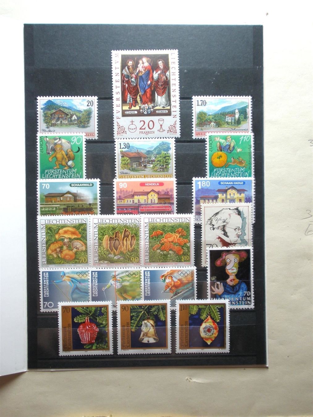 Tutti i francobolli: 1997 ** ganzes Jahr in Folder – Nuovo e nell'imballaggio originale da Buchs SG venduto da Tigeradler