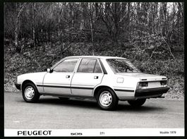 Fotografie Auto Peugeot 505 STI, Limousi