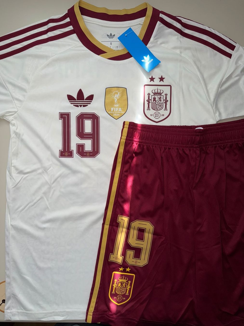 Canottiere & Pantaloni: Lamine Yamal Spanien Set – Nuovo e nell'imballaggio originale da Biel/Bienne venduto da Jrsy_pha 2