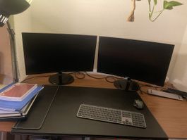2 Stück - Samsung Curved. Monitor C27F390FHU LED. 27"