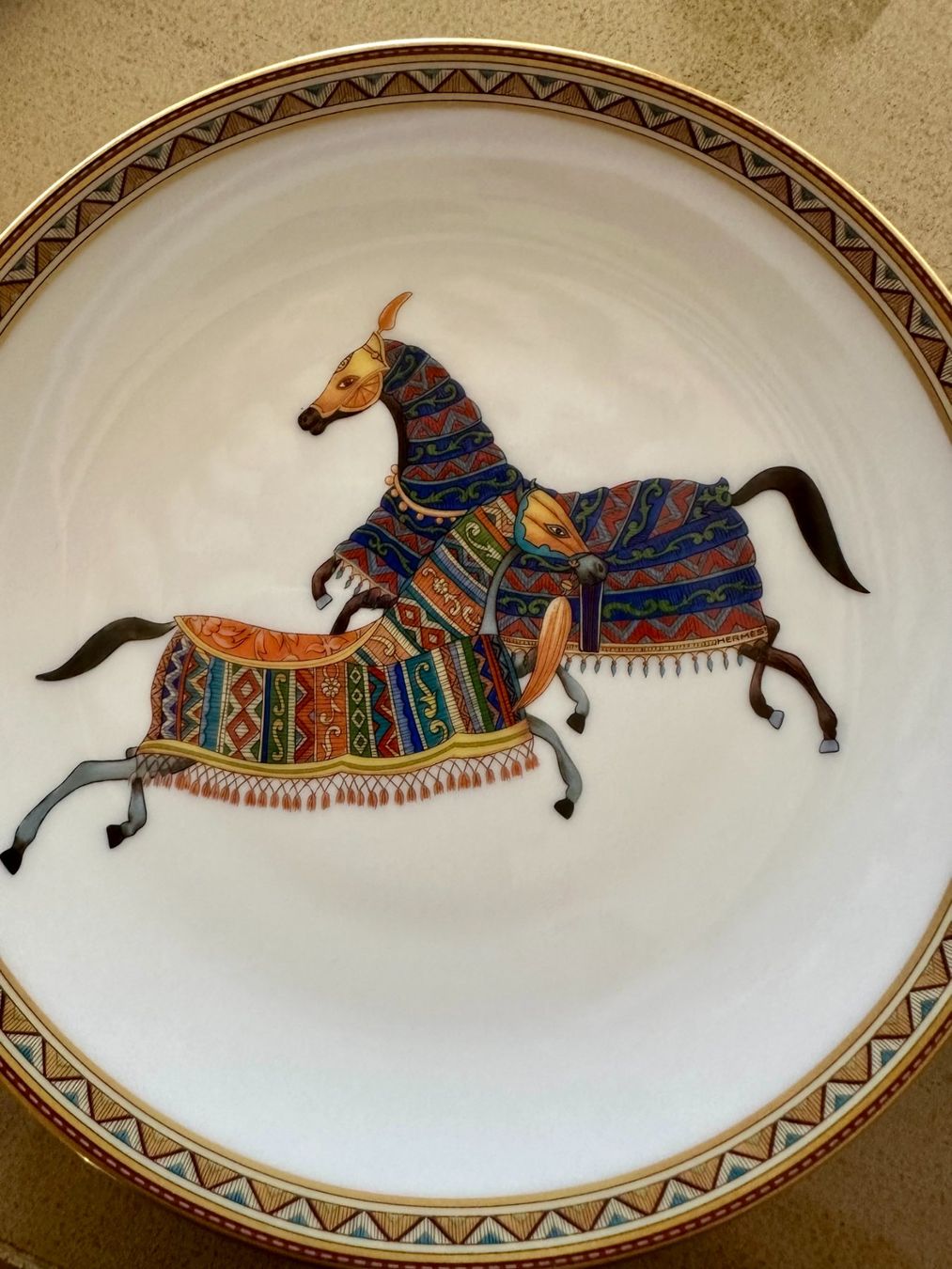 Hermès Teller: 2 Hermès Cheval d'Orient Brot- oder Dessertteller Neu – Neu und originalverpackt aus Genève von Mycollection 9