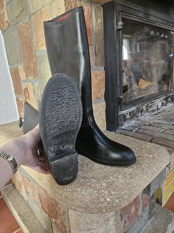Scarpe da uomo: Bottes équitation t.37 – Usato da Couvet venduto da xen_8fvc