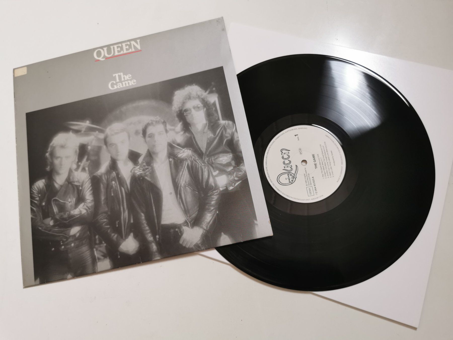 Dischi in vinile: QUEEN - THE GAME – Usato da Grafenried venduto da House-of-Oldies