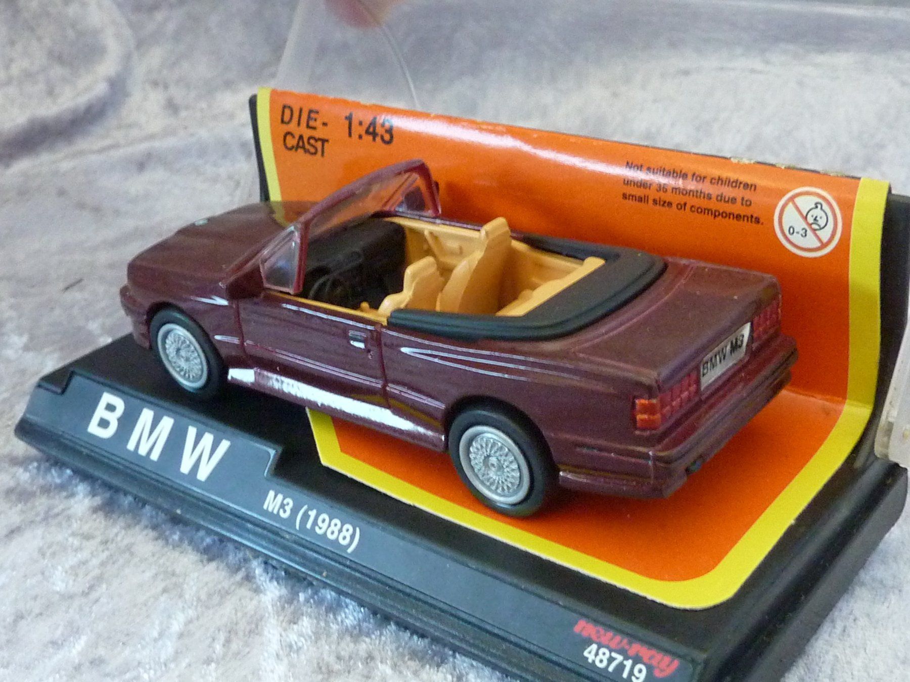 BMW Modellini d'auto: BMW M3 E30  1:43 – Nuovo e nell'imballaggio originale da Dürrenäsch venduto da modellautos4you 2